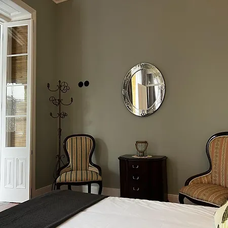Hommage Apartment